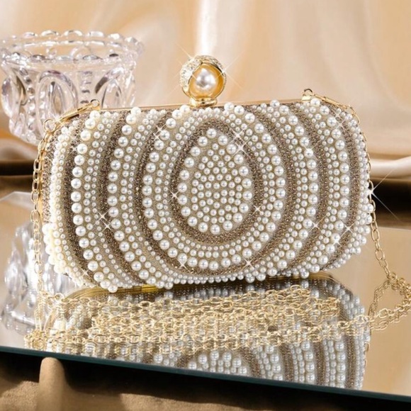 Elegant Pearl Embellished Clutch